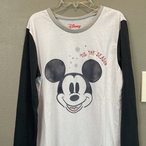 Mickey Mouse ‘Tis The Season 2-piece Christmas pajama set